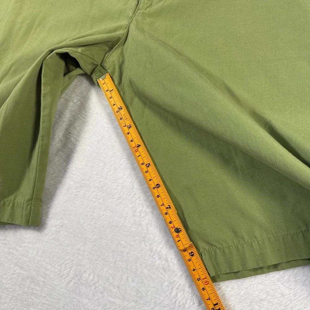 Quiksilver Men's 30‎ Green Skate Surf Chino Shorts Y2K 2010 Streetwear